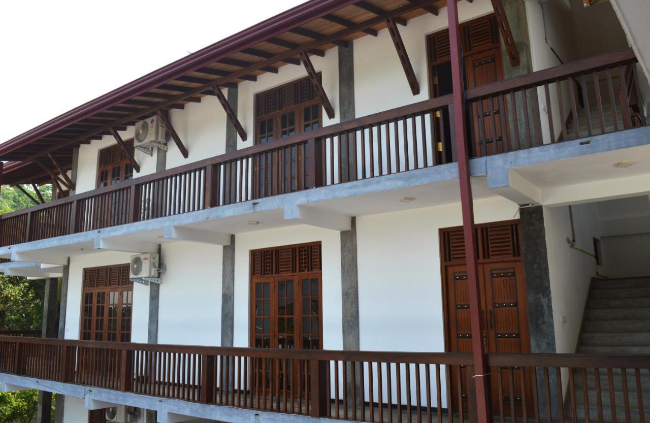 Star Light Villas Unawatuna Exterior photo